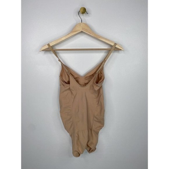 SKIMS Seamless Sculpt Sculpting Women's Bodysuit Clay Size: 4XL/5XL NWOT - Picture 5 of 6